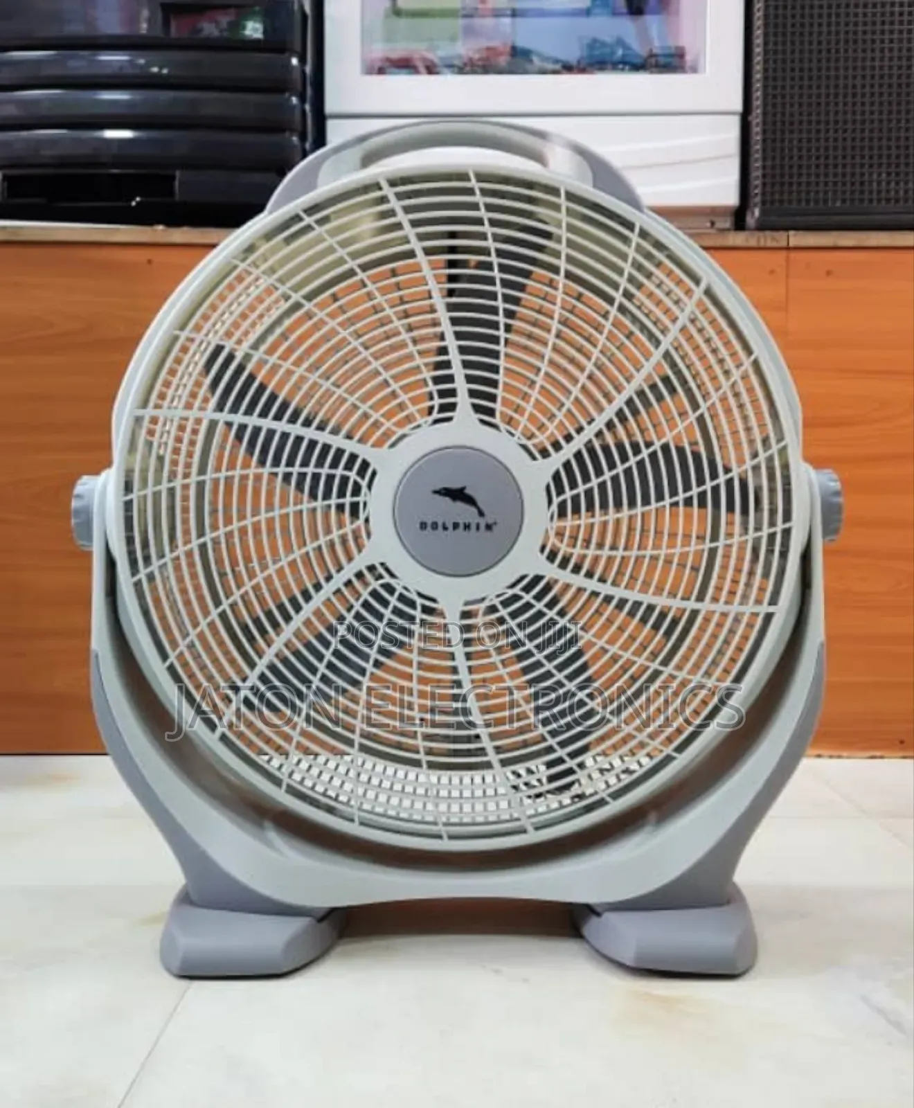 Dolphin Table Fan 20 Size