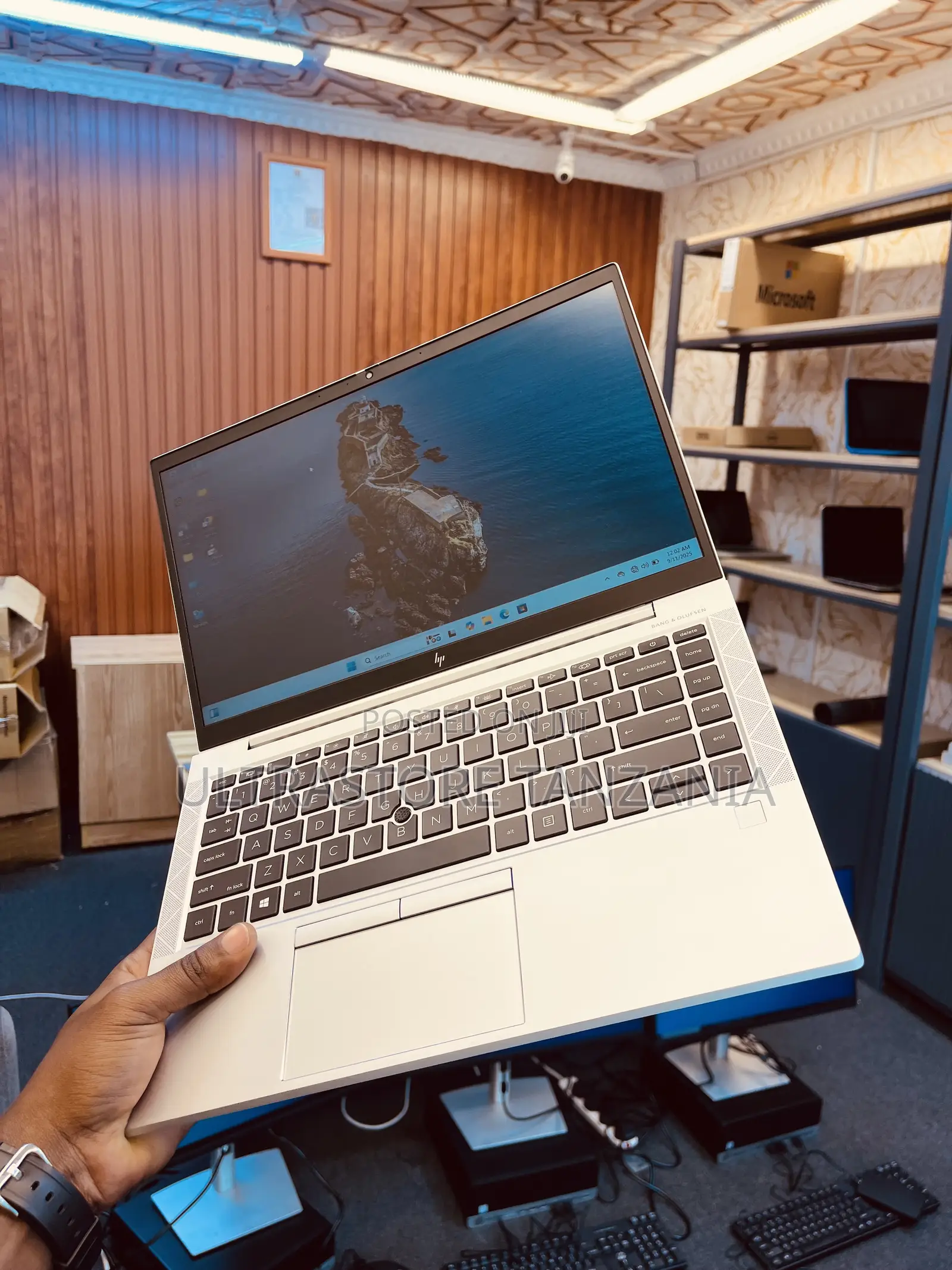 New Laptop HP EliteBook 845 G7 16GB AMD Ryzen 5 SSD 512GB