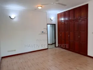 5bdrm House in Oyster Bay for rent
