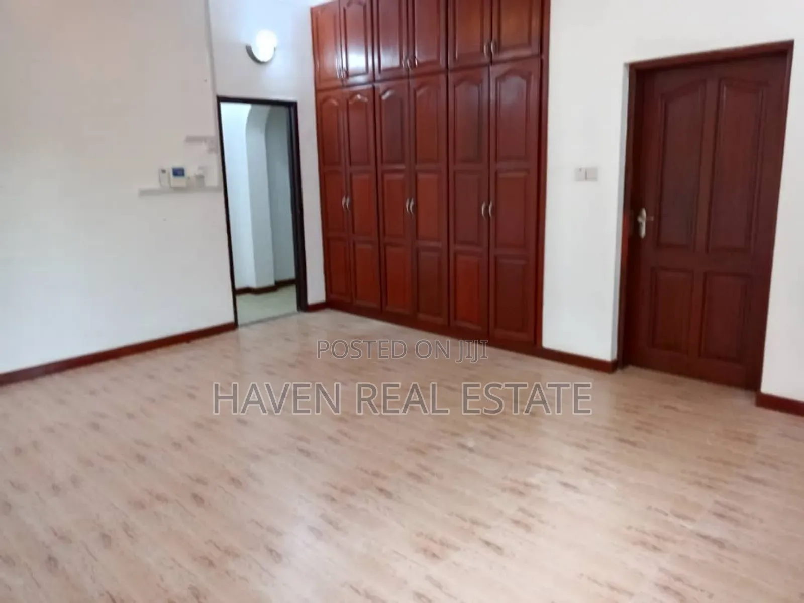 5bdrm House in Oyster Bay for rent