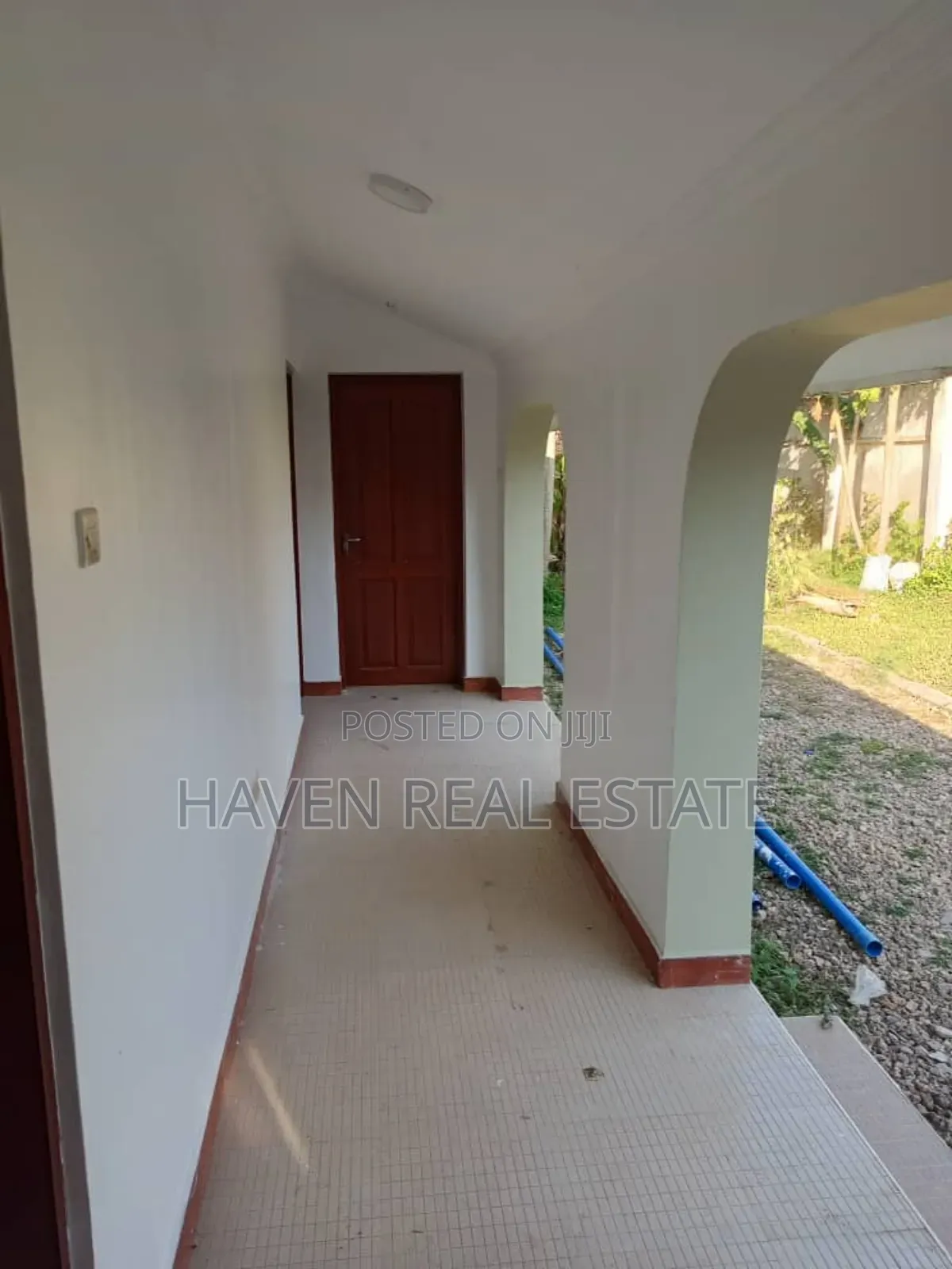 5bdrm House in Oyster Bay for rent