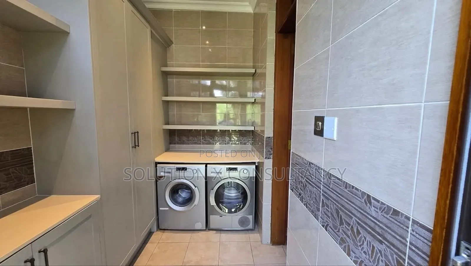 Furnished 4bdrm Villa in Kunduchi for rent