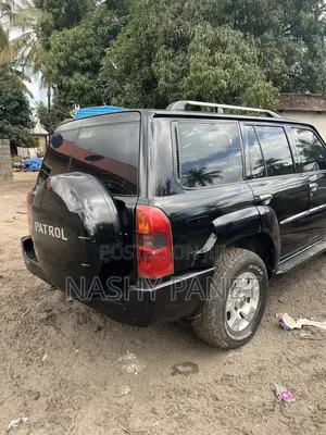 Nissan Patrol 4.8 GRX Tiptronic 2007 Black