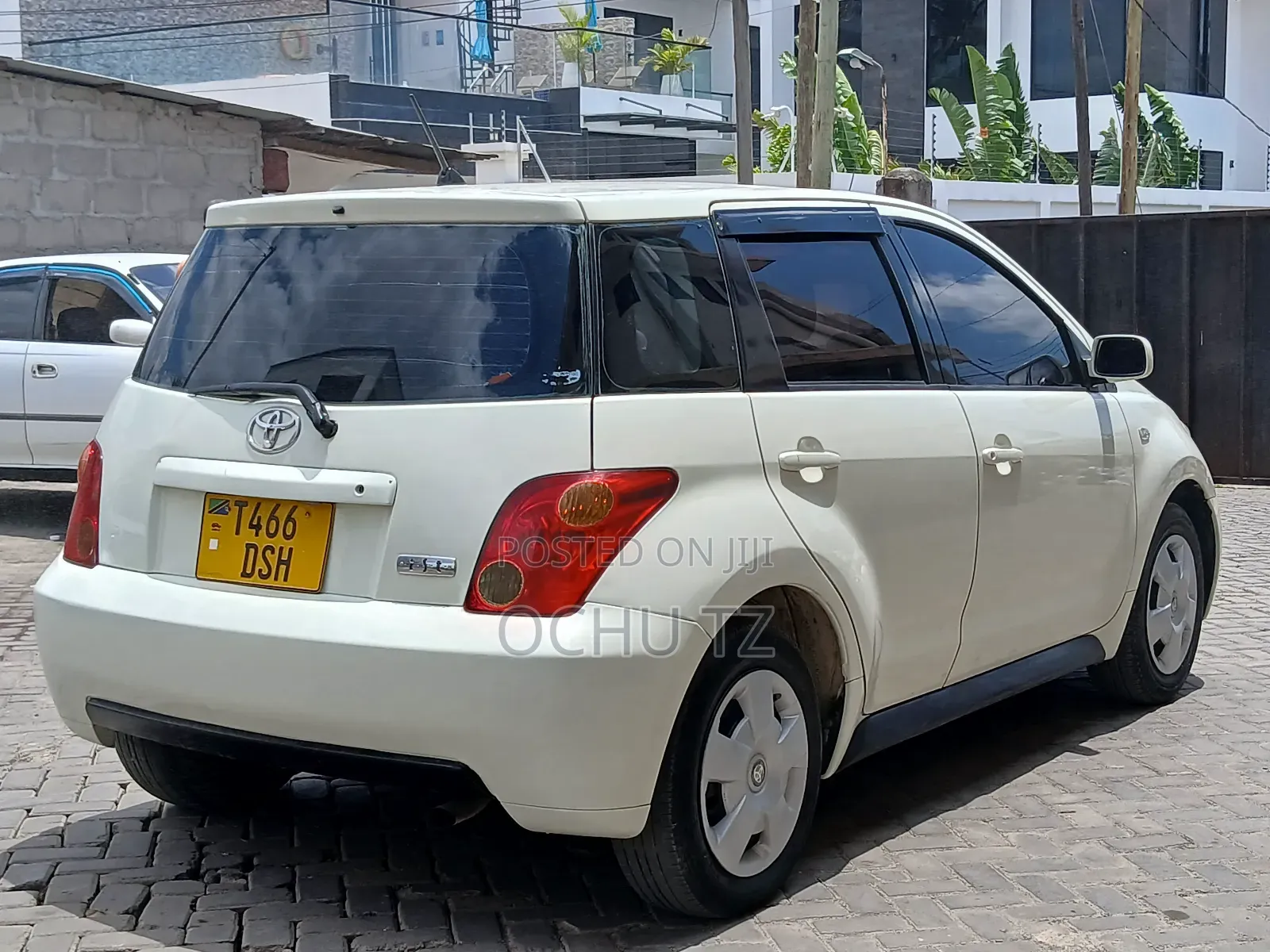 Toyota IST 2004 White