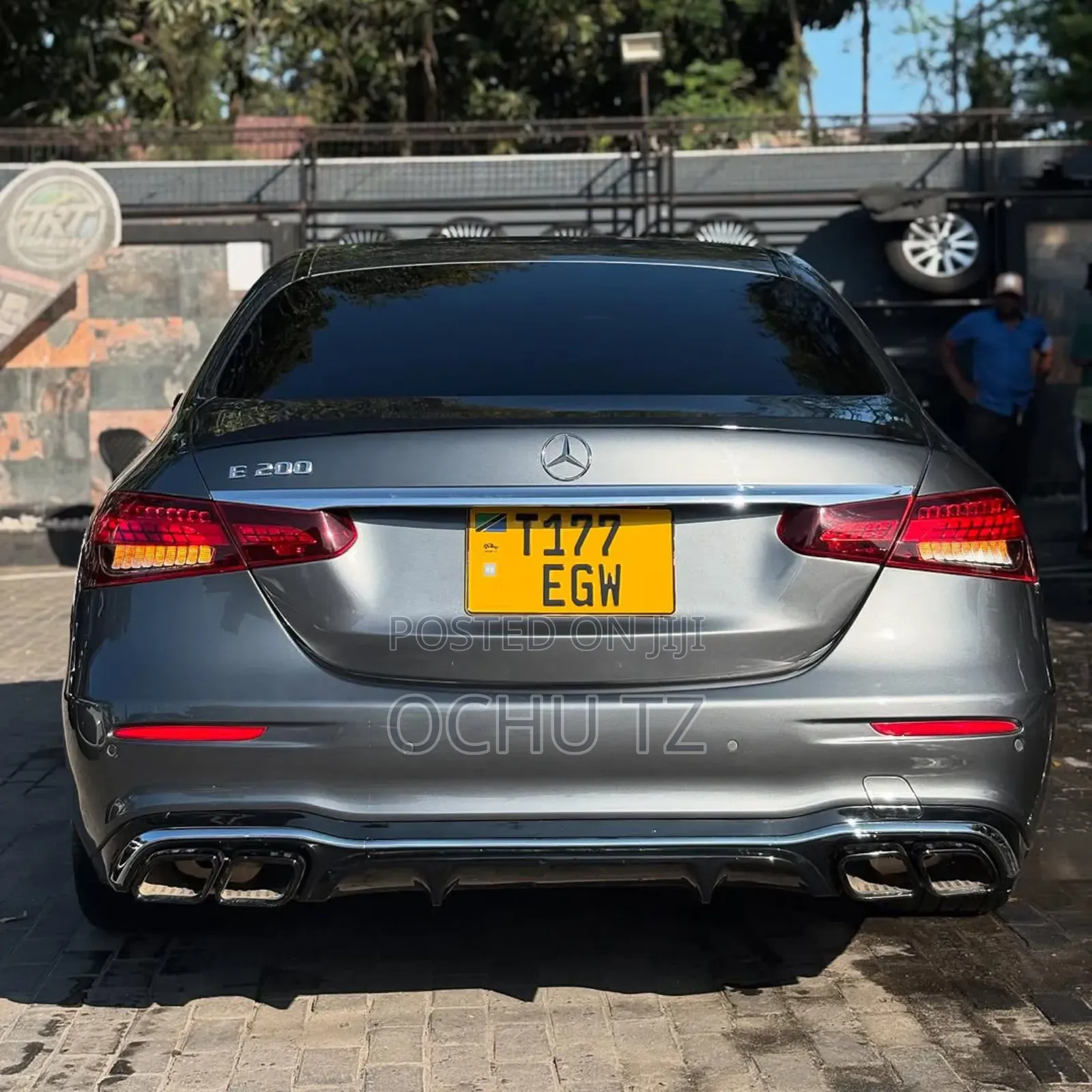 Mercedes-Benz E200 2017 Gray