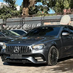 Mercedes-Benz E200 2017 Gray