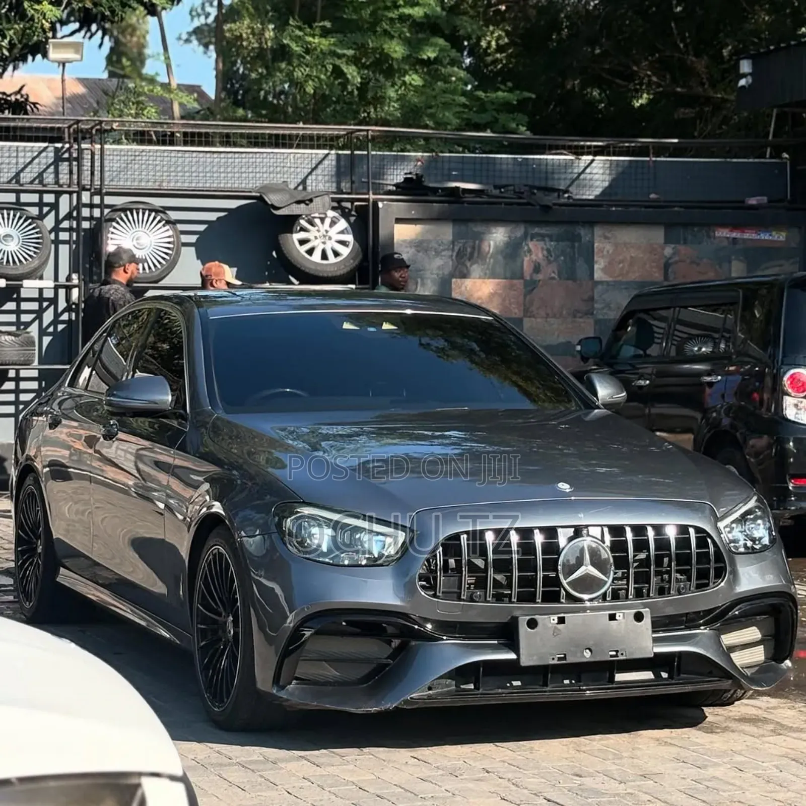 Mercedes-Benz E200 2017 Gray