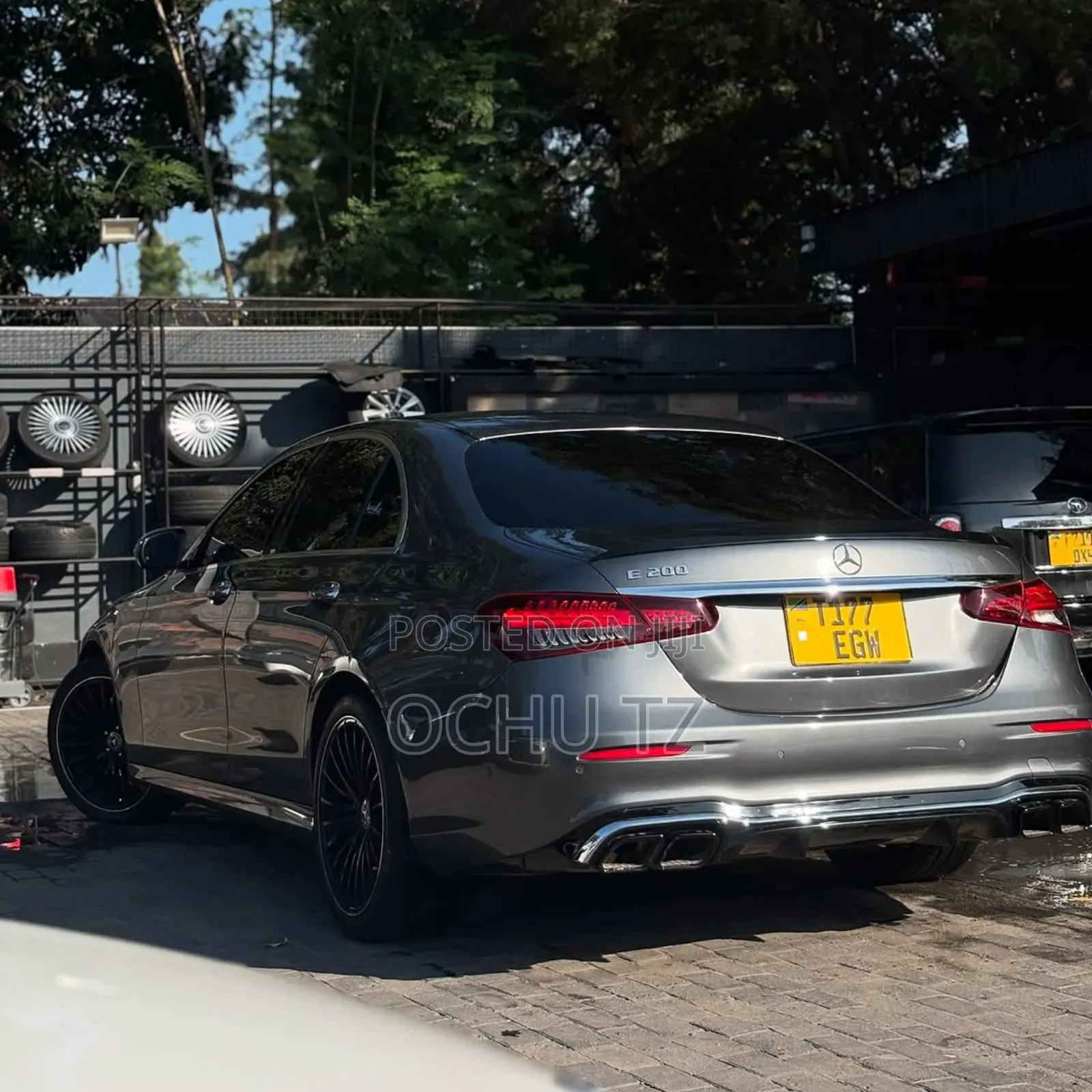 Mercedes-Benz E200 2017 Gray