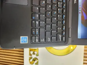 Laptop Dell Latitude 11 3190 4GB Intel SSD 128GB