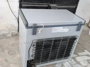 Freezer Kampuni Ya Solar Star Inauzwa Liter 200