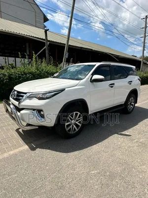 Toyota Fortuner 2017 White