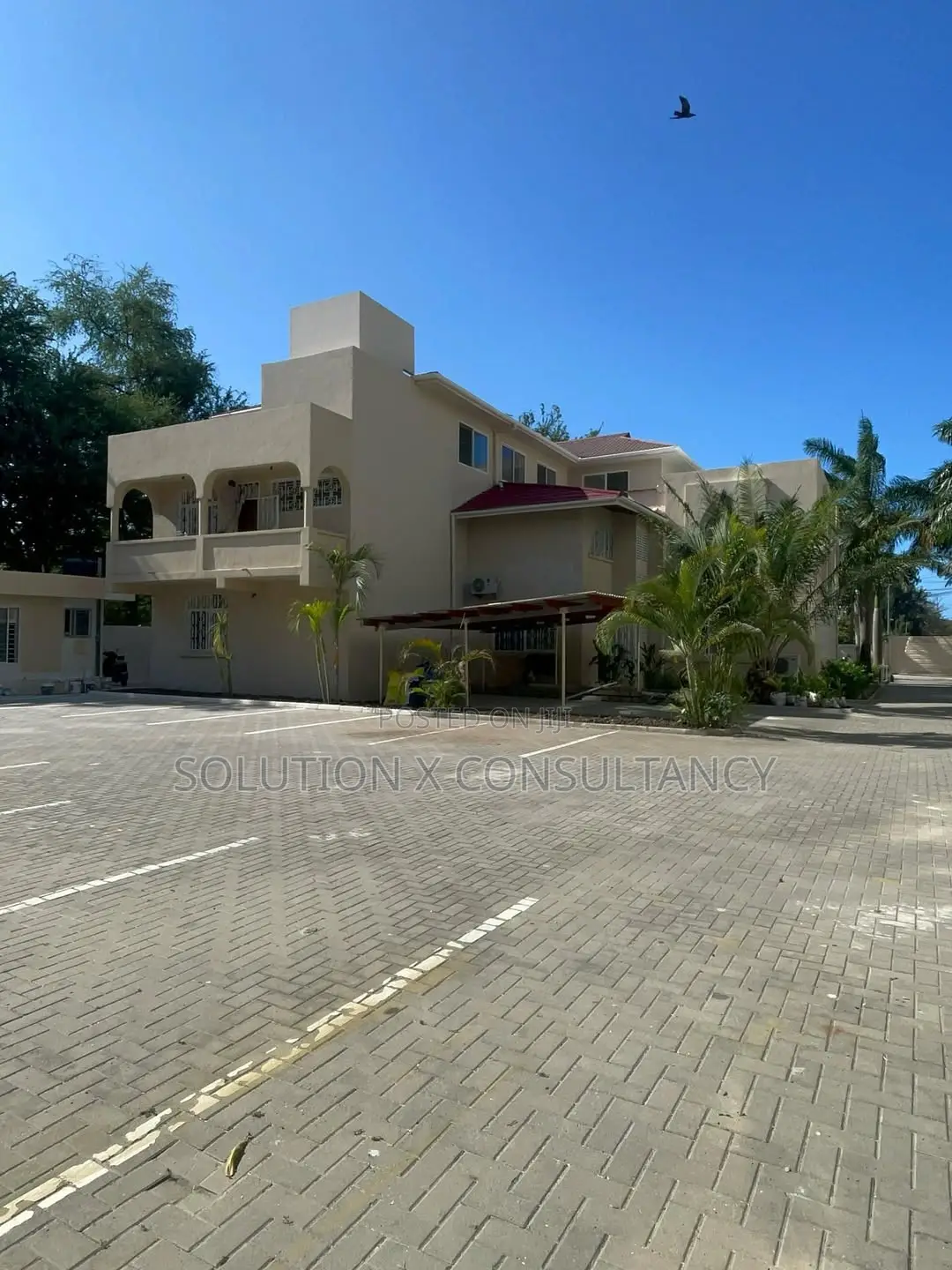 15bdrm House in Oyster Bay for rent