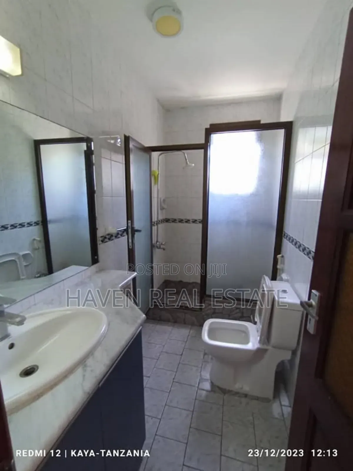 3bdrm Apartment in Upanga West for rent