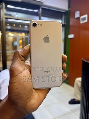 Apple iPhone 7 32 GB Silver