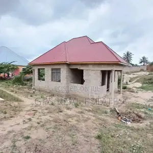 3bdrm Maisonette in Mbezi Makabe, Kinondoni for sale