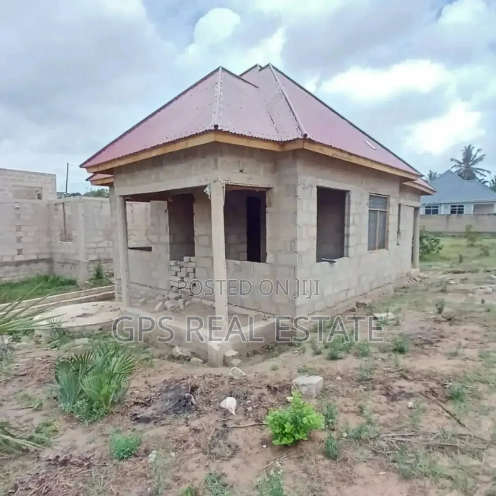 3bdrm Maisonette in Mbezi Makabe, Kinondoni for sale