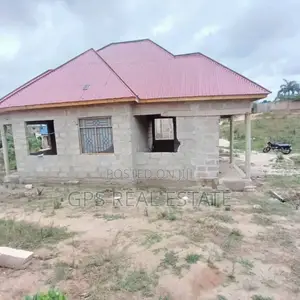 3bdrm Maisonette in Mbezi Makabe, Kinondoni for sale