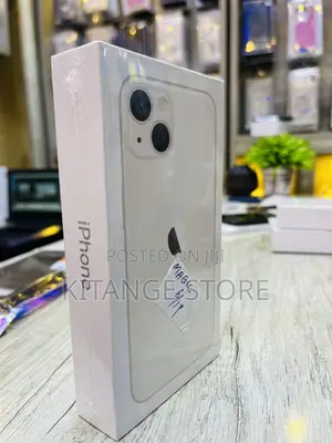 New Apple iPhone 13 128 GB White