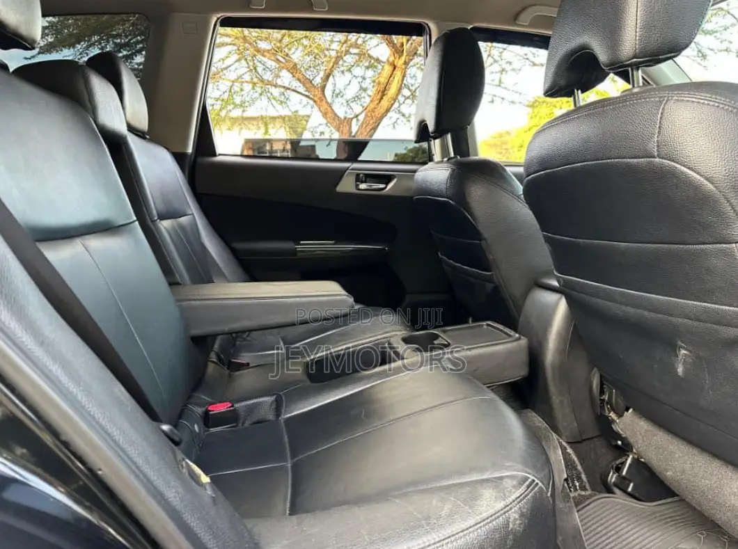 Subaru Forester 2011 Black