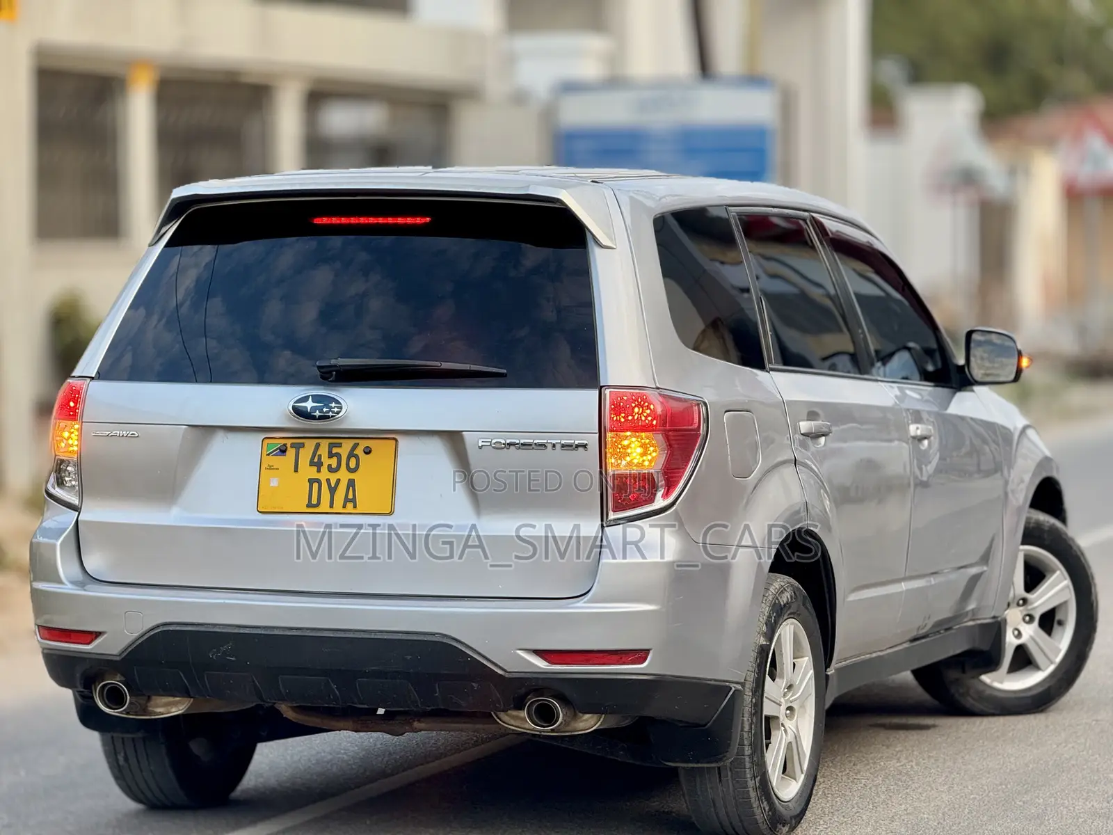 Subaru Forester 2011 Silver