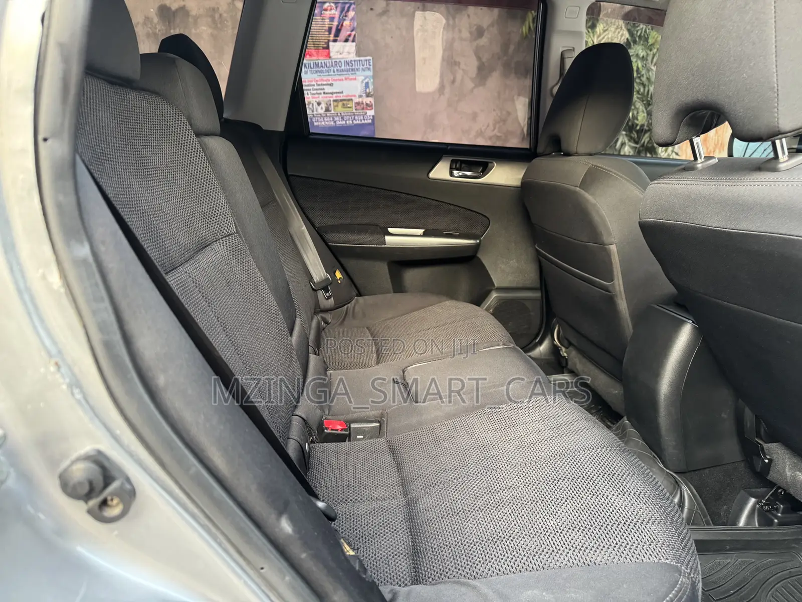 Subaru Forester 2011 Silver