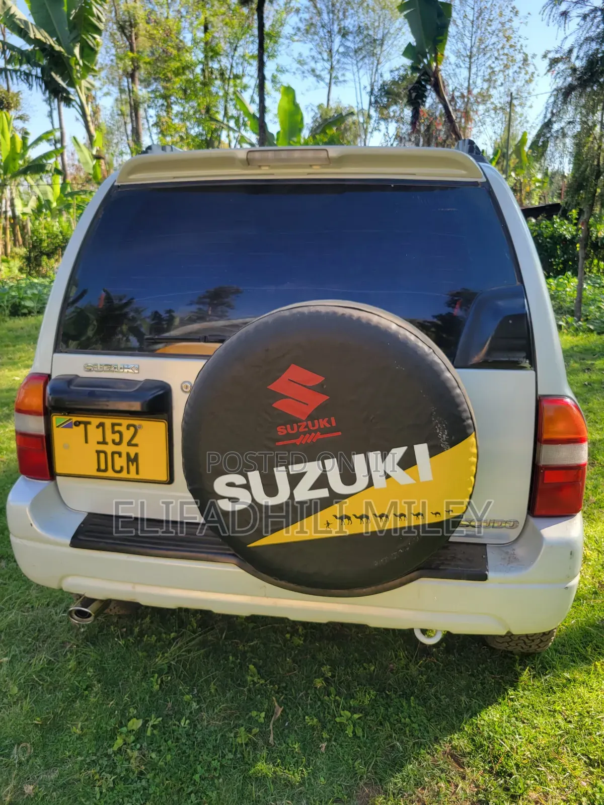 Suzuki Grand Vitara XL 7 2002 White