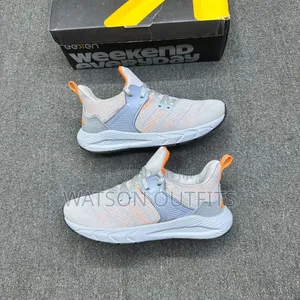 Shoe Sneakers Very Very Classic for Works Out or Physical Exercises