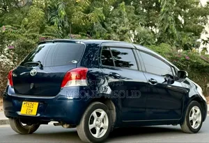 Toyota Vitz 2008 Blue