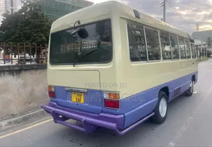 Toyota Coaster 2004 Yellow