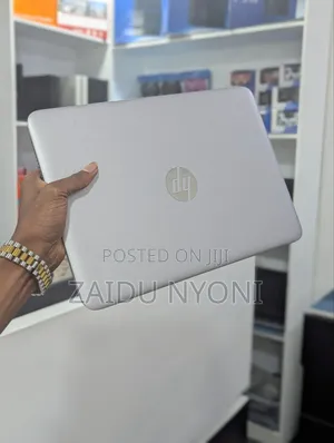 New Laptop HP EliteBook 745 G4 4GB AMD A10 SSD 128GB