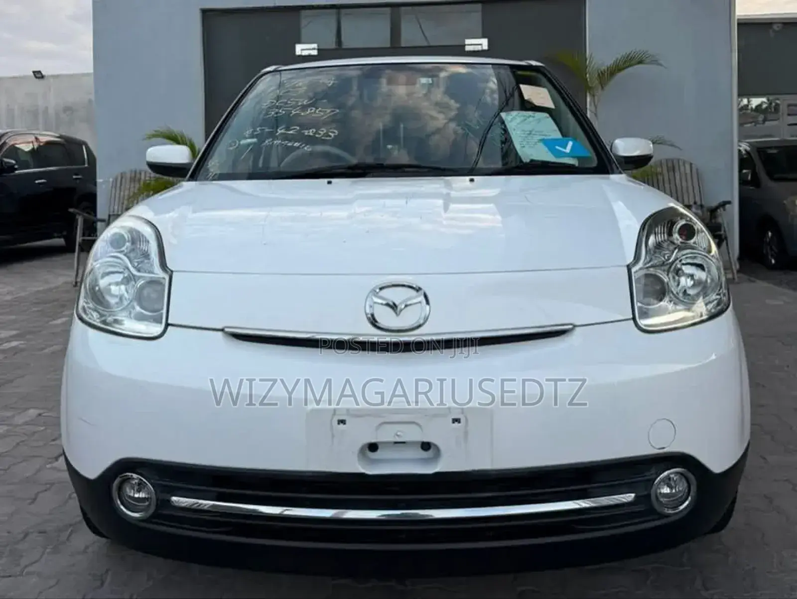 Mazda Verisa 2011 White
