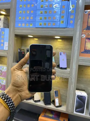 New Apple iPhone 11 Pro Max 256 GB Black