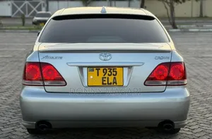 Toyota Crown 2004 Silver