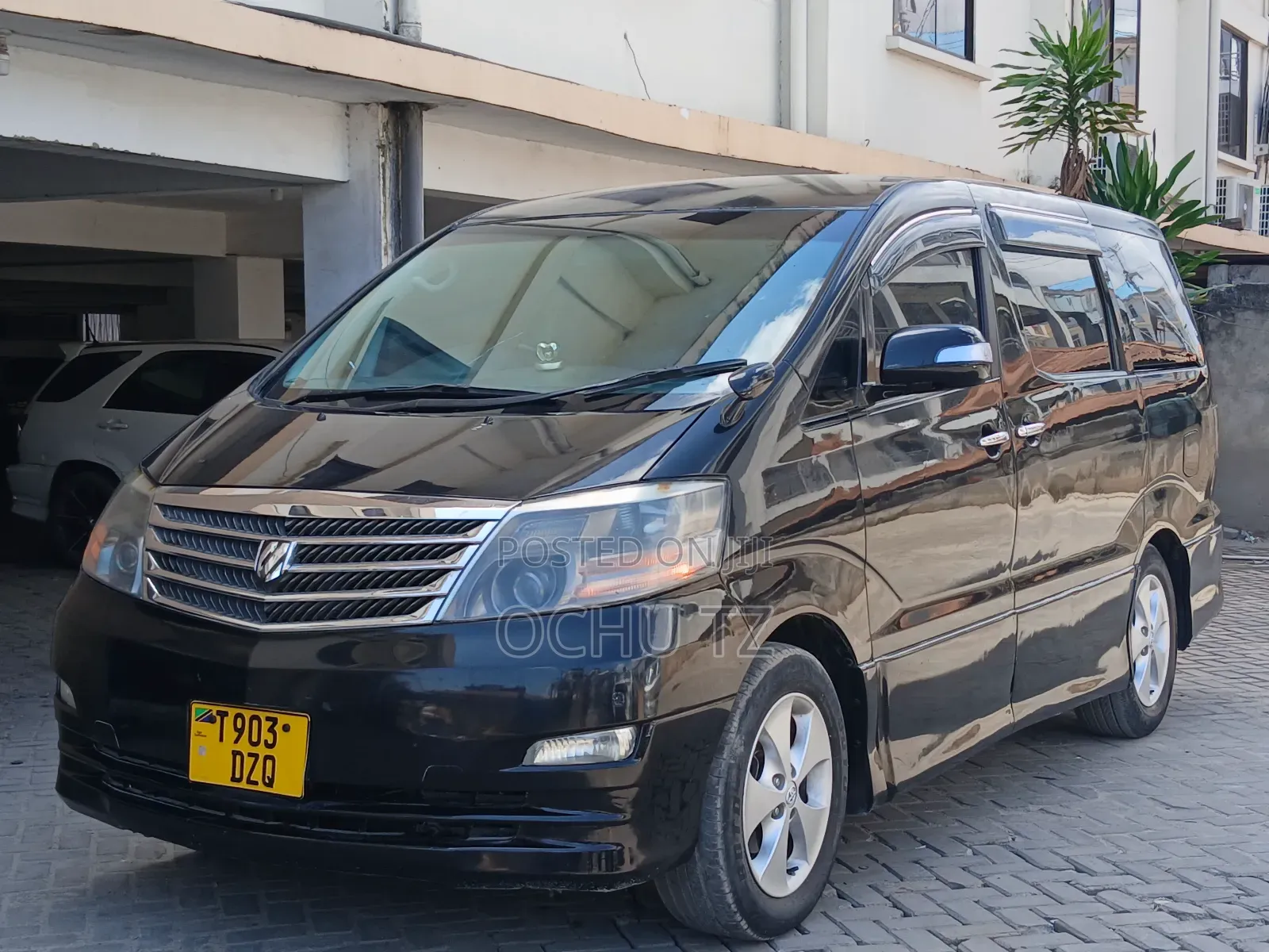 Toyota Alphard 2005 Black