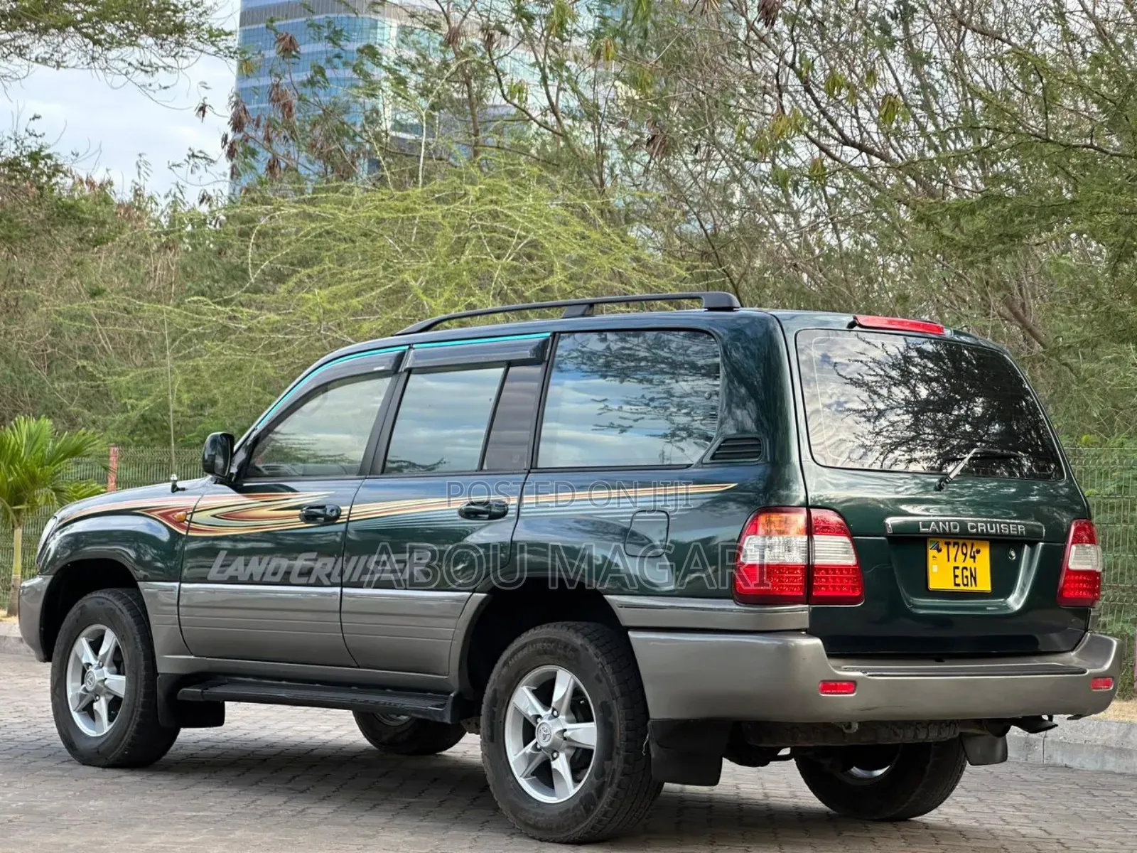 Toyota Land Cruiser 1998 Green
