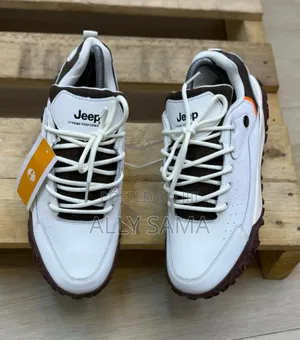 Men's Sneakers Jeep Material Leather