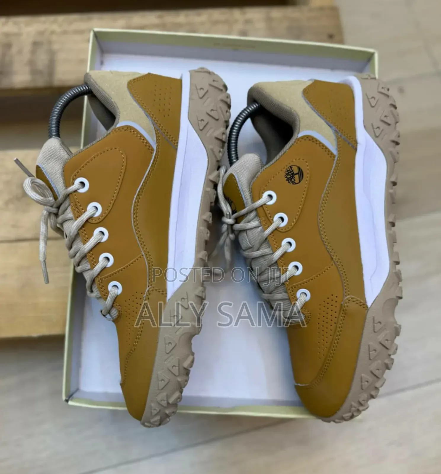 Men's Sneakers Jeep Material Leather