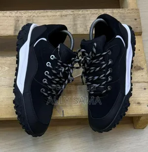 Men's Sneakers Jeep Material Leather