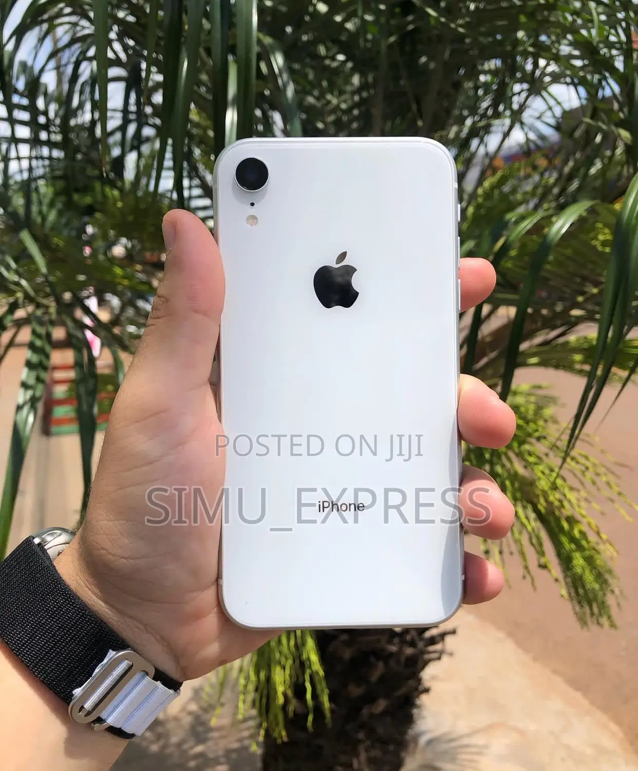 Apple iPhone XR 64 GB White