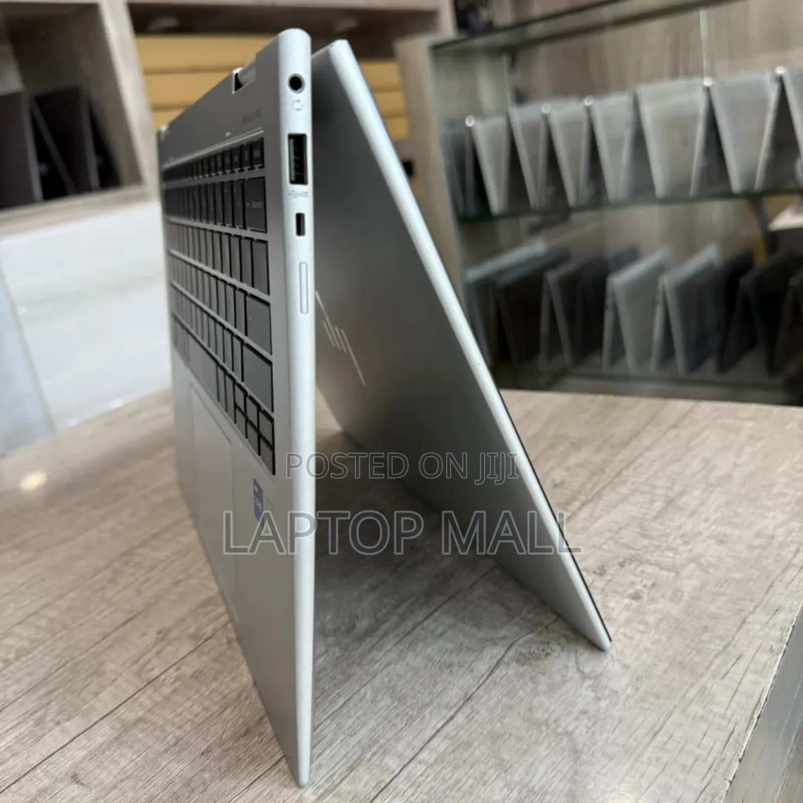 Laptop HP EliteBook X360 1040 G9 16GB Intel Core I7 SSD 1T