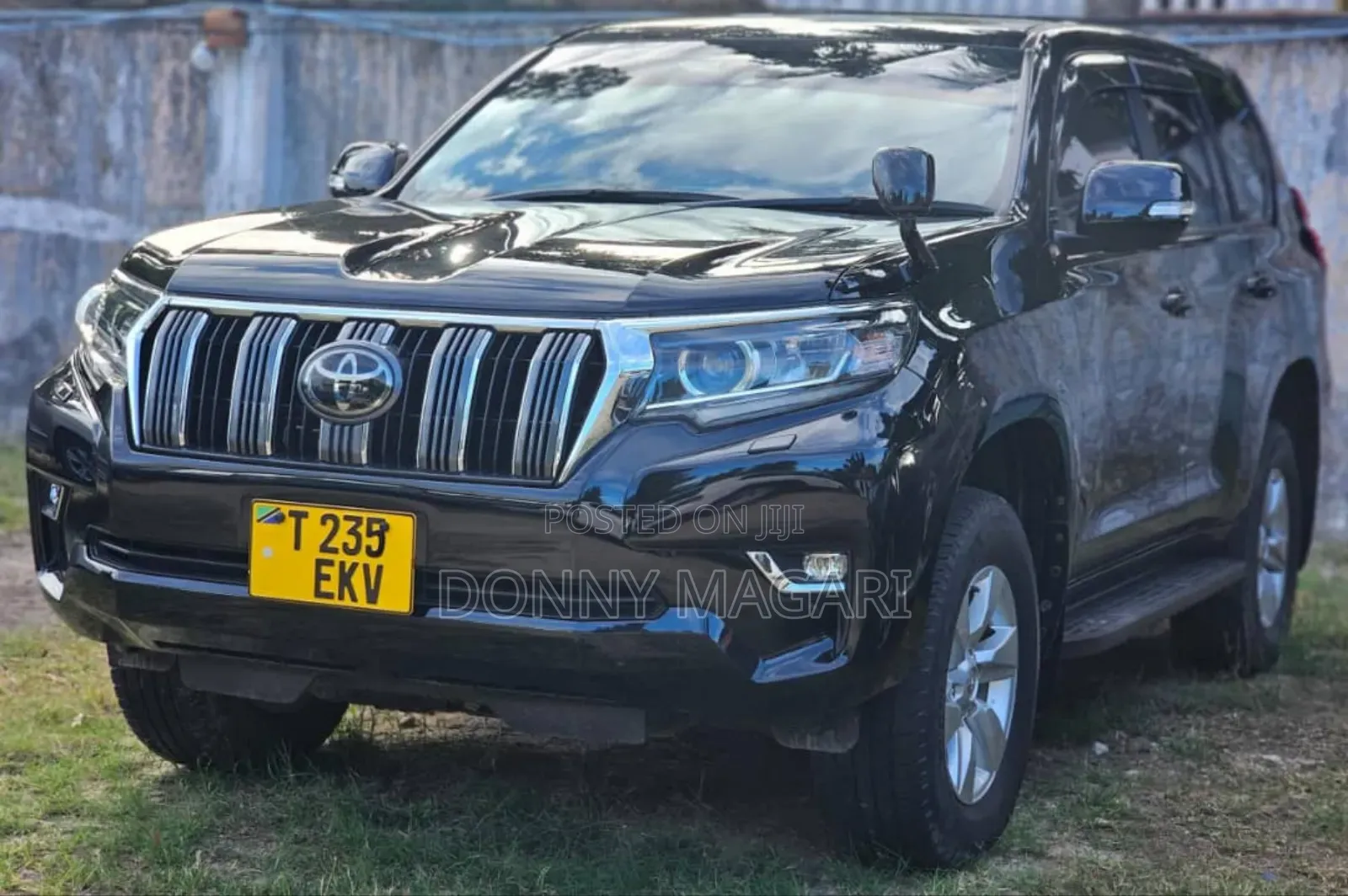 Toyota Land Cruiser Prado 2017 Black