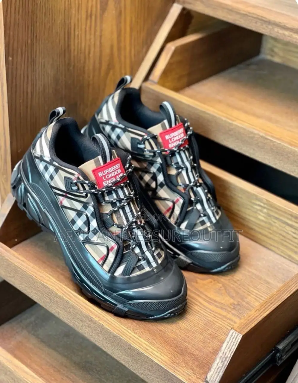Burberry Arthur Sneaker New Collection in Stock Size 40–45