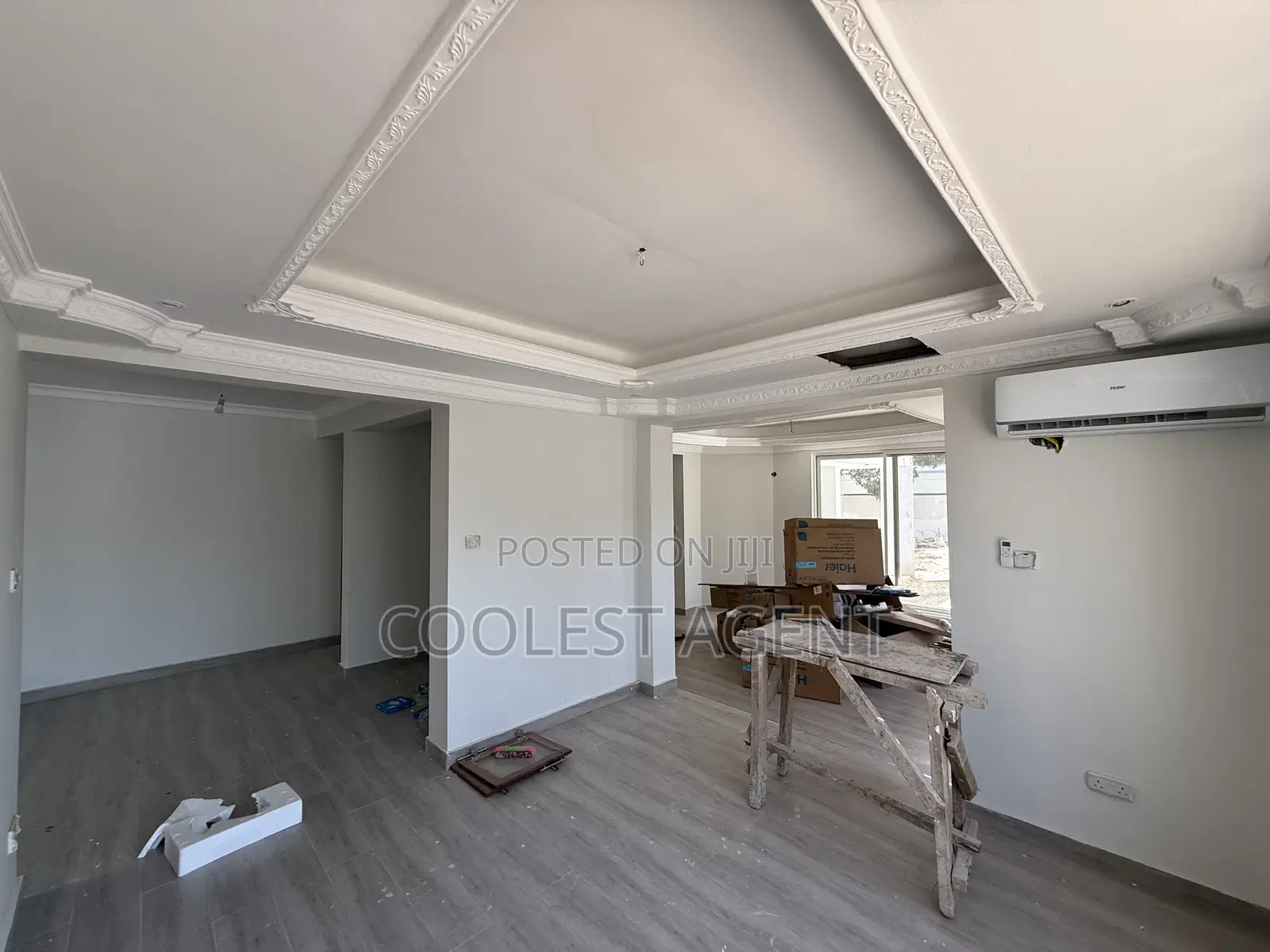 5bdrm Bungalow in Coolest Estate, Oyster Bay for rent
