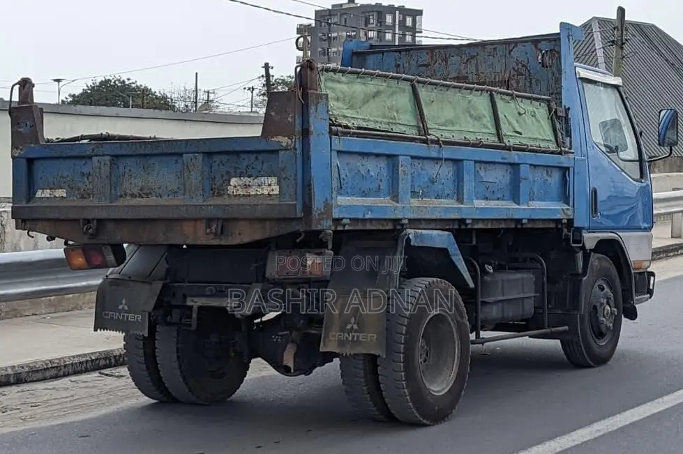 Mitsubishi Canter Dumper/Tipper 3 Tonnes Mpya Unregistered.
