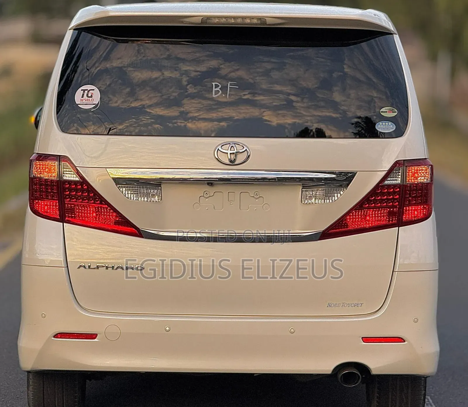 Toyota Alphard 2009 White