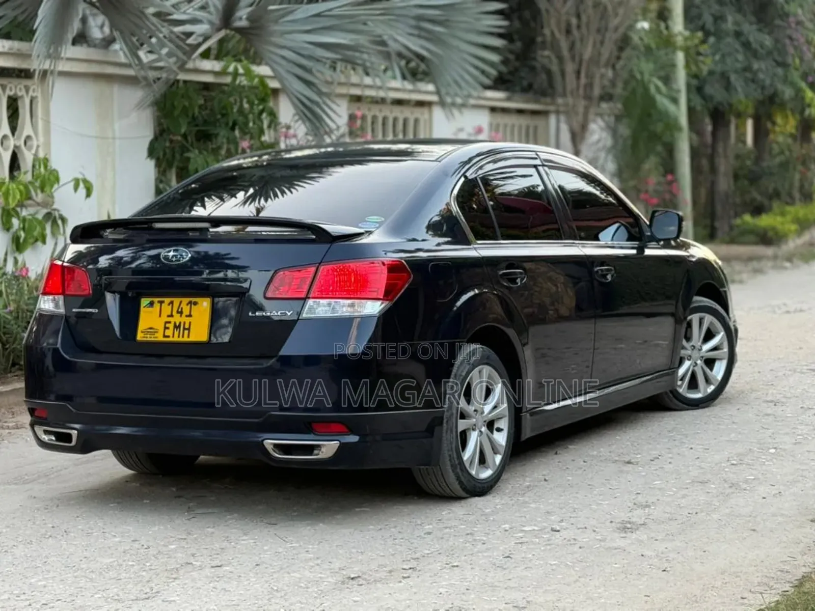 Subaru Legacy 2012 Black