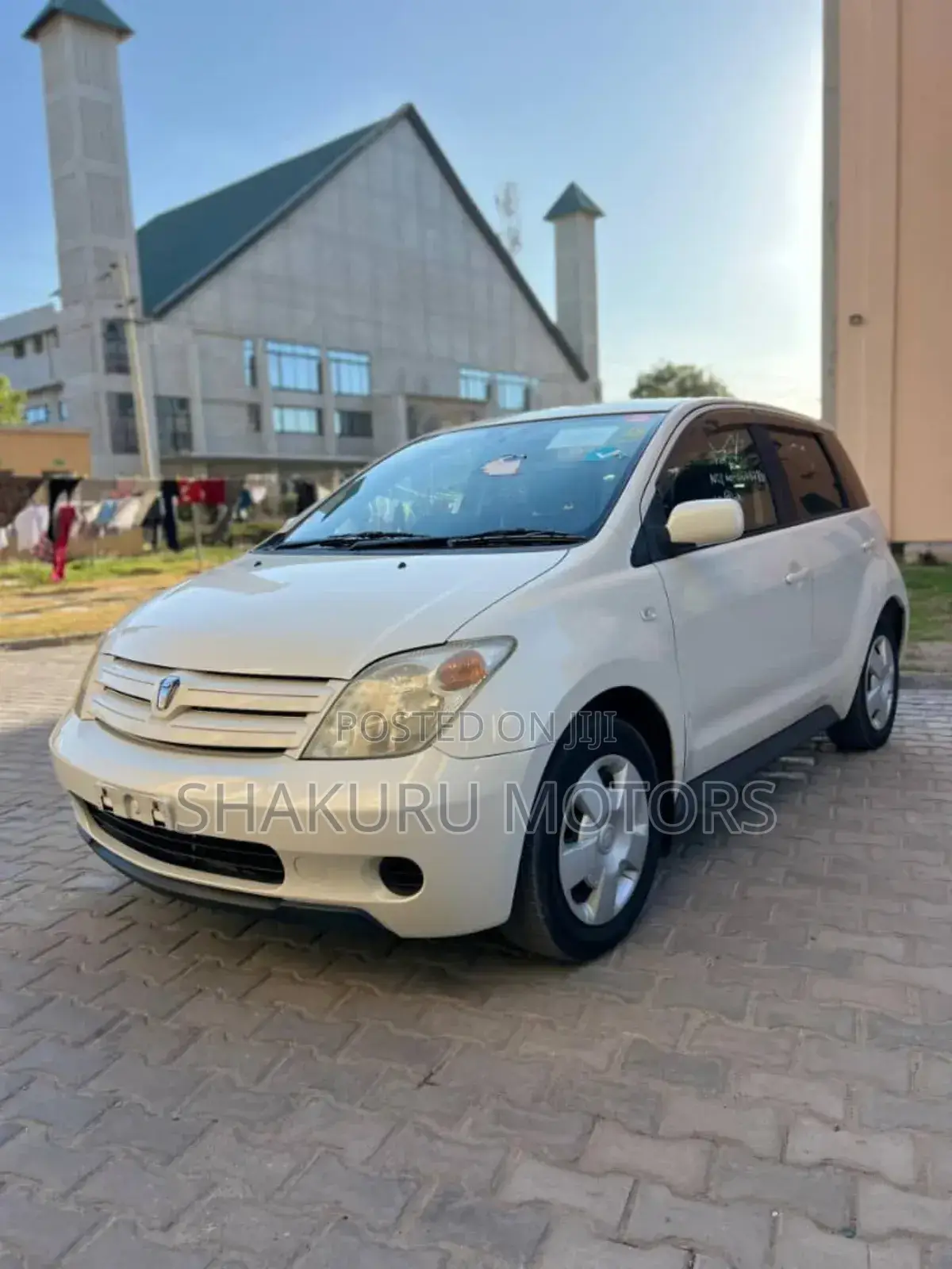 Toyota IST 2003 White