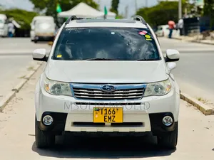 Subaru Forester 2009 White