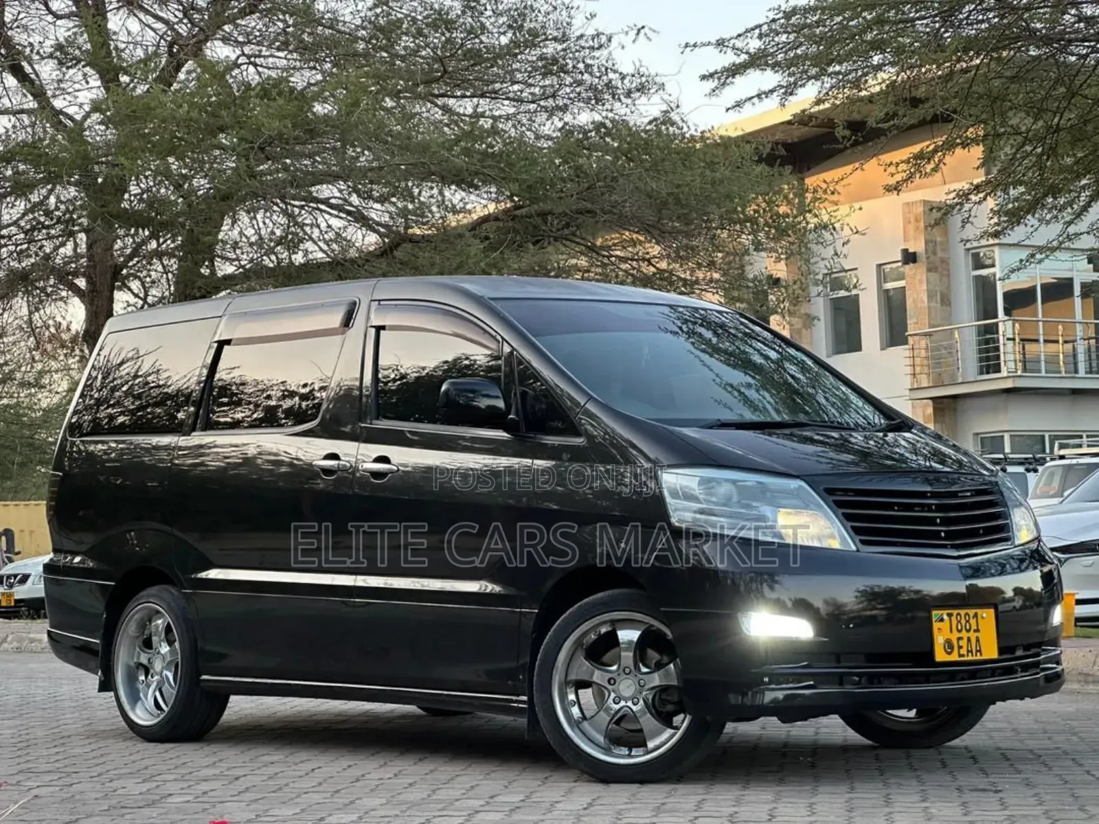 Toyota Alphard 2005 Black