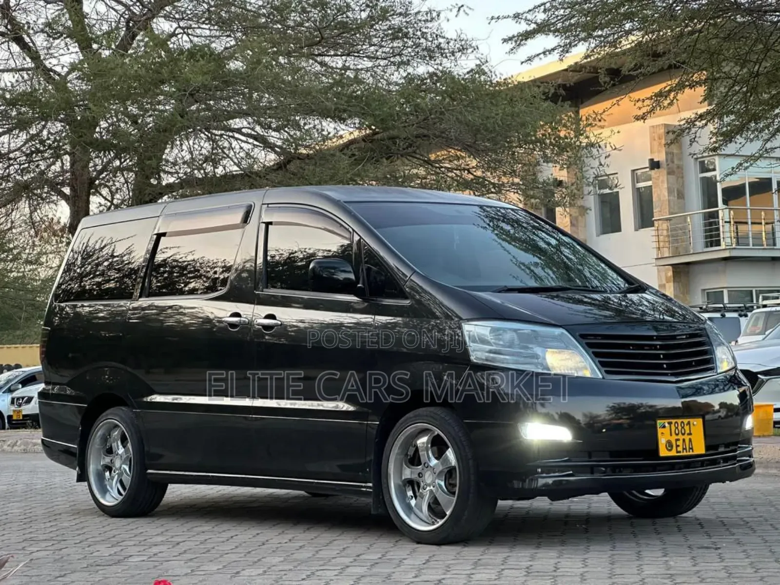 Toyota Alphard 2005 Black